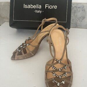 NEW Isabella Fiore Beige Rhinestone Strappy Heels Pumps